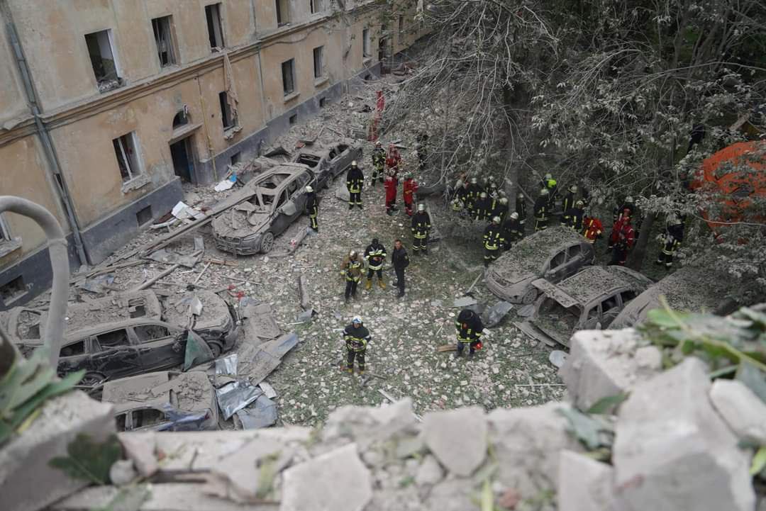 sumlenny's tweet photo. Peaceful Ukrainian city of Lviv, the UNESCO World Culture Heritage site, was hit tonight with three Russian terrorists' cruise missiles, with numerous of civilians killed or wounded. Russia must be punished and stopped, stopped and punished. #SpecialTribunalNow #UkraineInNATO https://t.co/atT3wvcngT