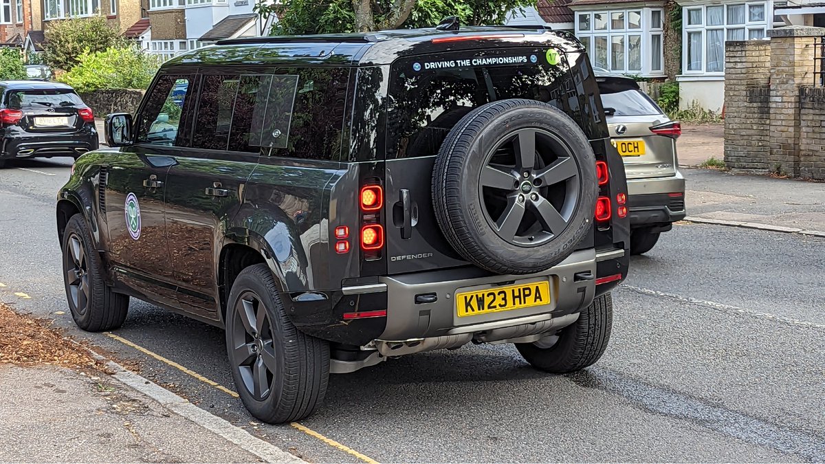 CyclingMerton's tweet photo. Thanks AELTC. Just what our borough needs  - more fossil-fuel - powered SUVs on our streets. https://t.co/vdxpeHOduN