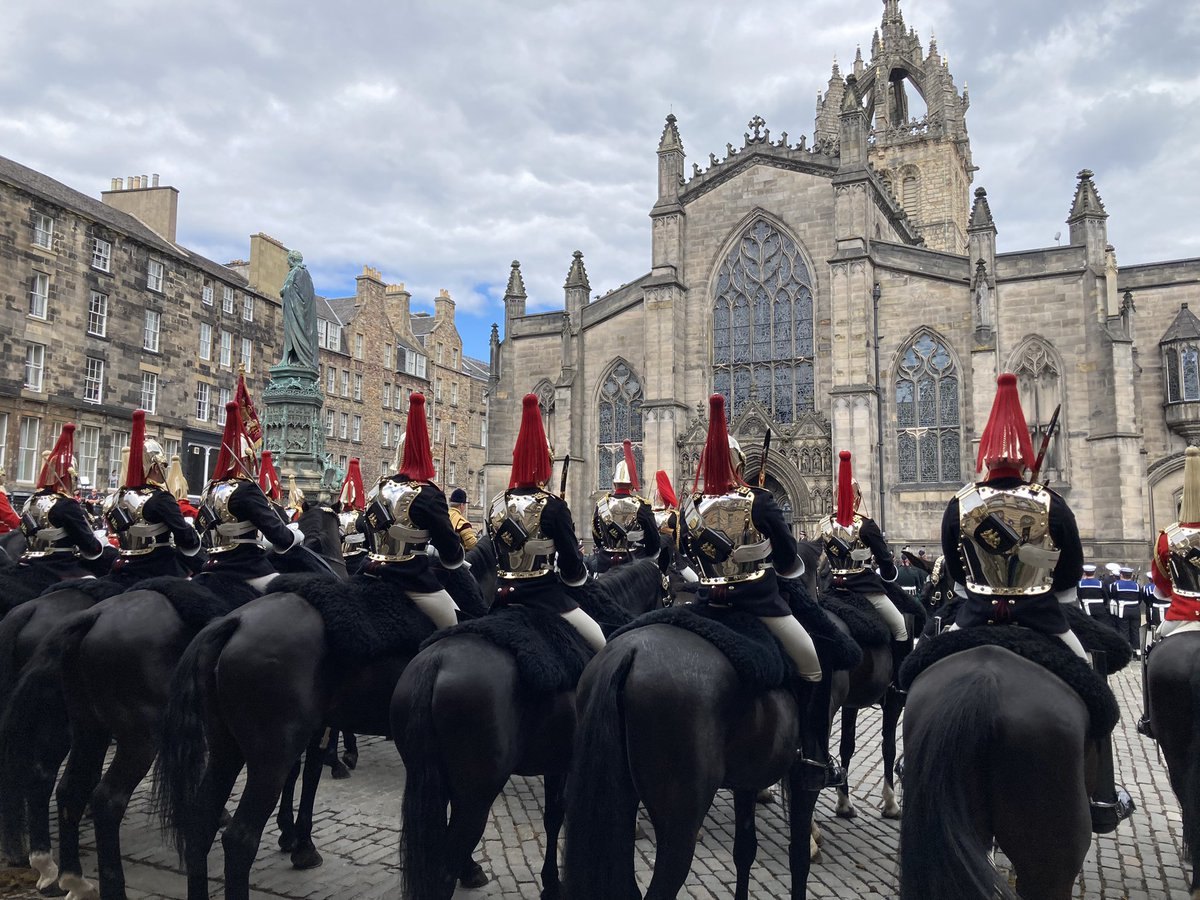 MichaelJBawtree's tweet photo. The post-service parades, protests and @rafredarrows fly past brought the afternoon to a noisy and colourful climax. #Edinburgh #HonoursOfScotland #Scotland #Coronation #RedArrows https://t.co/5BaRnILA35