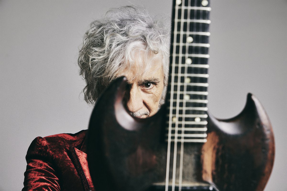 🎶 Louis Bertignac à #Pleumartin ce soir pour l’ouverture des Heures Vagabondes de la Vienne !

Le <a href="/departement86/">Département de la Vienne</a> acteur de la culture dans tous les territoires. 

Merci à Pascale Moreau et Gérard Pérochon ainsi qu’à Eric Bailly et tous les bénévoles de leur mobilisation !