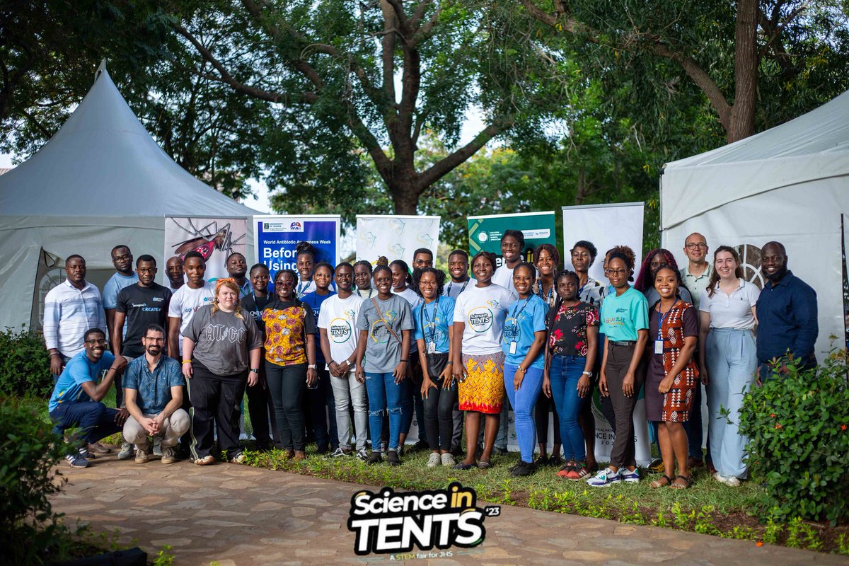 visafric1's tweet photo. Exhibitors and Volunteers from #day2!
Thank you all for your love and energy towards #scienceintent
@NMIMR_UG
#day2
#scienceintent
#stemfair
#stemeducation
#stemlearning https://t.co/YlOyjSNhFA