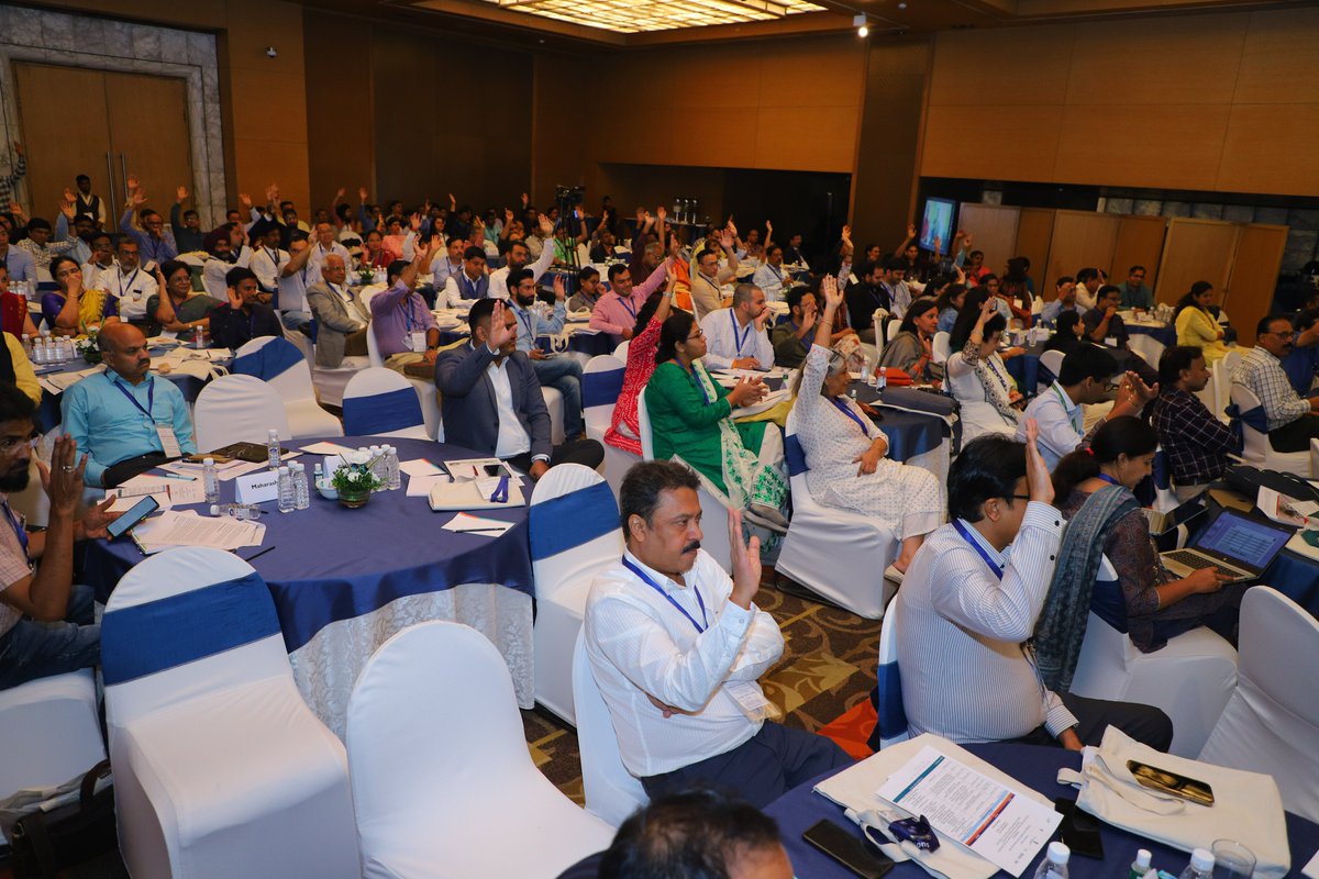 usaidriseindia's tweet photo. Multiple sector representatives from 28 states joined hands to observe #WorldZoonosesDay at the National Conclave "Uniting for #Onehealth" organized by @NCDCMoHFW in partnership with #RISE @DghsIndia  @JhpiegoIndia @VijayPaulraj123 @Somesh_KumR @Vineetvin6 https://t.co/5XoQmWy8MX