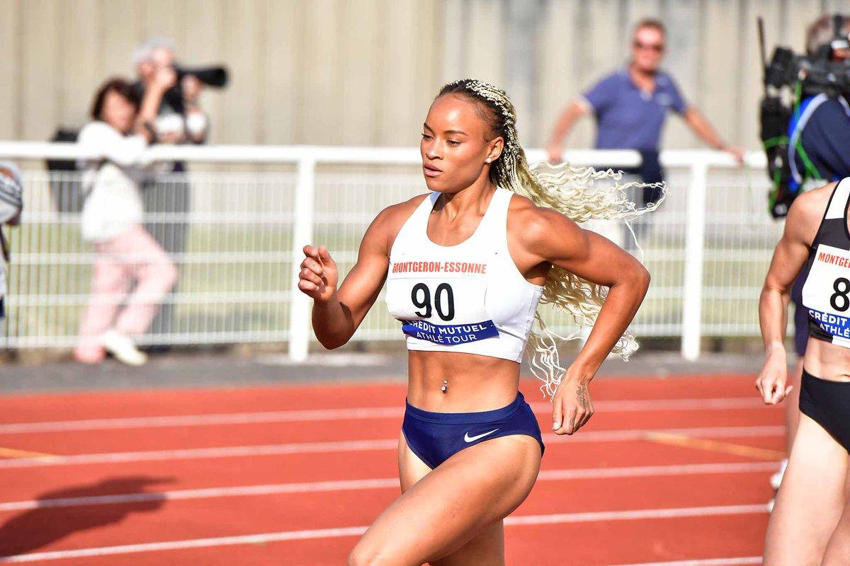 🏃Hier avait lieu le meeting de Montgeron !
✅Les athlètes ont pu se préparer à l’approche des Championnats du monde de Budapest et des Championnats de France Élite.
👏Un grand bravo à <a href="/PascalMartinot/">Pascal Martinot</a> pour sa victoire à domicile sur le 110m haies.
<a href="/ESMontgeron/">ES Montgeron Athlétisme</a> <a href="/FFAthletisme/">FFAthlétisme</a>