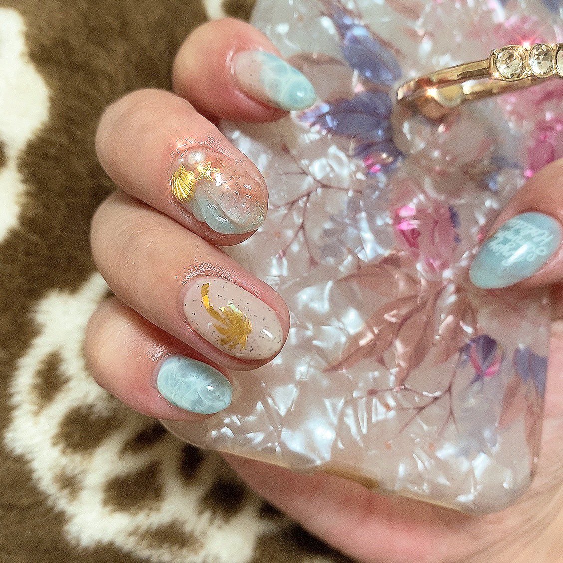 miinails2's tweet photo. セルフネイルを初めて1年と少し
今月のネイルチェンジ💅★*

初めてしたネイルを見て懐かしんでるw
ツッコミどころ満載できったねぇw https://t.co/UYD1u5Aabo