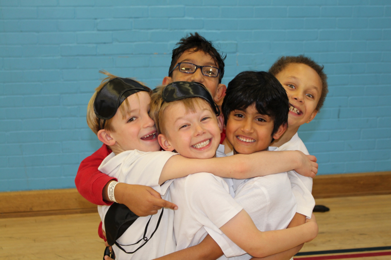 Linking_Network's tweet photo. Interested in joining our primary schools linking programme? Have a look at our short film to see the work in action https://t.co/j2IUGEXBRw  or read more here https://t.co/WydO20jQbr.  Get in touch if you'd like to join one of our 27 #schoolslinking programmes #SLCW https://t.co/z4REg9vTAC