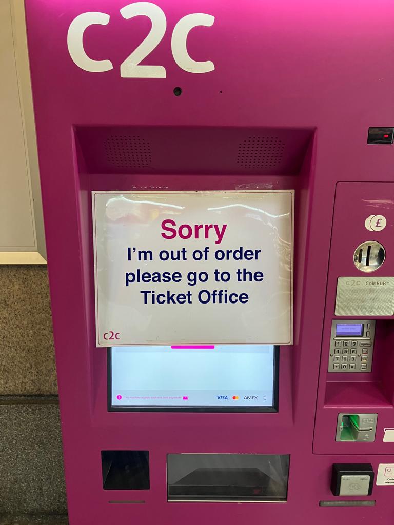 RMTunion's tweet image. Wow, this is going well!
If you want to #SaveTicketOffices on @c2c_Rail, click the link.
act.newmode.net/action/trades-…