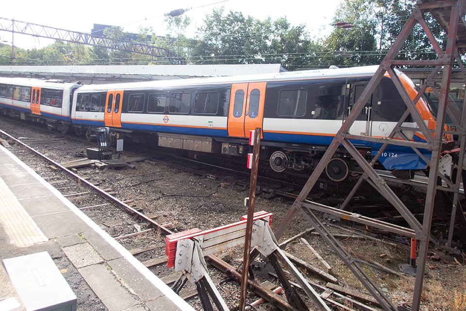 RAIB report published after a buffer stop collision at Enfield Town station on 12 October 2021 gov.uk/government/new… #Enfield #enfieldtown