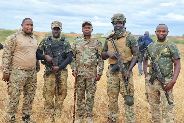 WAT_Kenya's tweet photo. Kenyan troops neutralize a suspected #Alshabaab bomber ringed with a suicide vest in Sarari, Lamu attempting  to stage an attack on a security facility. Earlier the security team successfully intercepted &amp; disrupted a  drone operated by a terrorist group.#HongeraWalinziWetu https://t.co/VJIK5KzDPO
