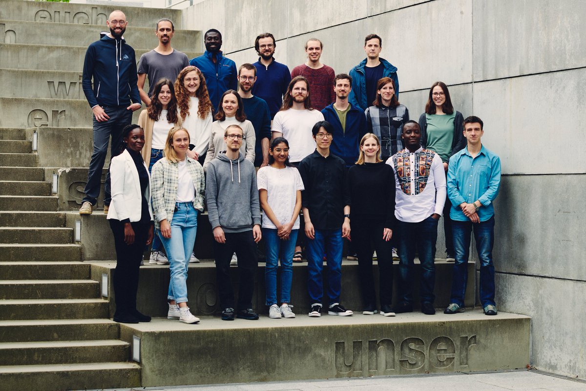 Our amazing team of the #DataScience department at the newly founded Hertie Institute for #AI in #BrainHealth - incredibly lucky to be able to work with all of them! @uni_tue @uktuebingen @MedTuebingen @ml4science @Cyber_Valley