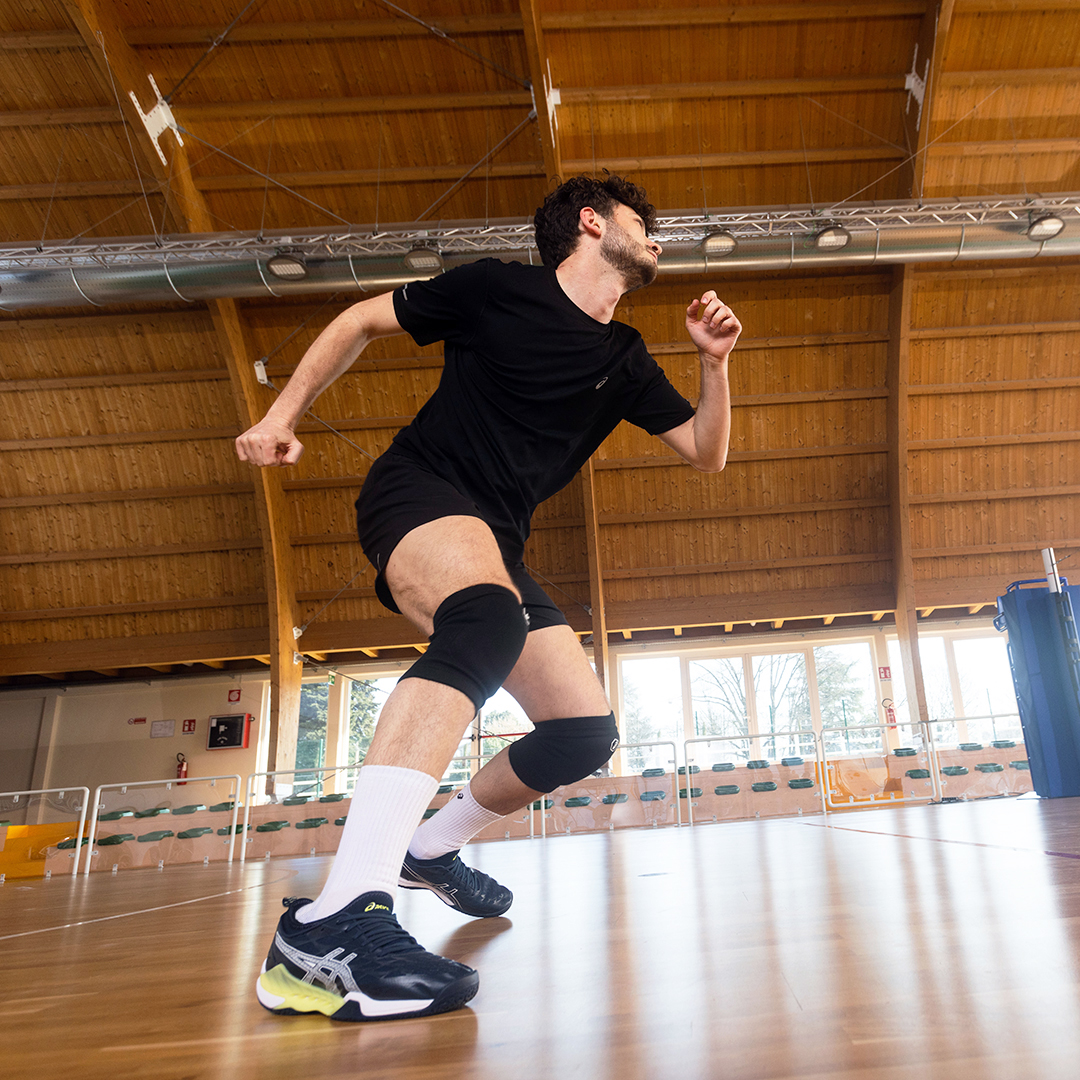 Get ready to leave your mark and make every moment count with the #BLASTFF3. Experience the exhilarating freedom of dynamic movements as you command the game with precision.