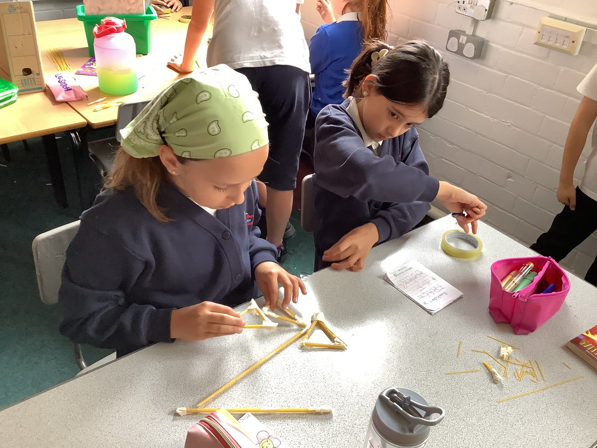 Inglehurst Junior School tweet media