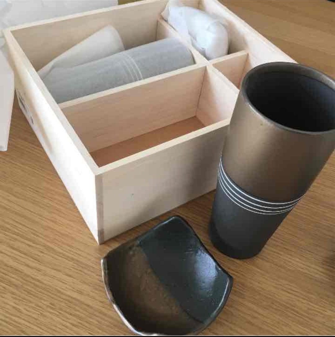 🐕 Big deals! Two Ceramic Tumblers & Matching Small Plates Set ; Wooden Box ! Tea Cups, Yunomi , Coffee Cups only at $73.70 on etsy.com/listing/138568… Hurry. #JapaneseGift #JapaneseDecor