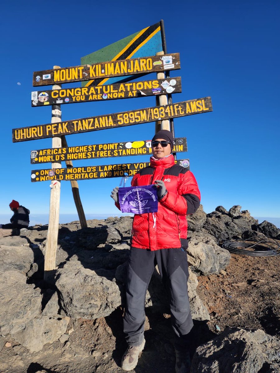 kutungtem's tweet photo. Brother Tem Tapung from Taraso Village has successfully completed Mount Kilimanjaro Summit, Tanzania, Africa. Earlier he scaled Mount kang yatse-1, Ladakh. Thankful to AAPSU team for the logistics support 
@PemaKhanduBJP  @KirenRijiju https://t.co/6PjIVUfqVz