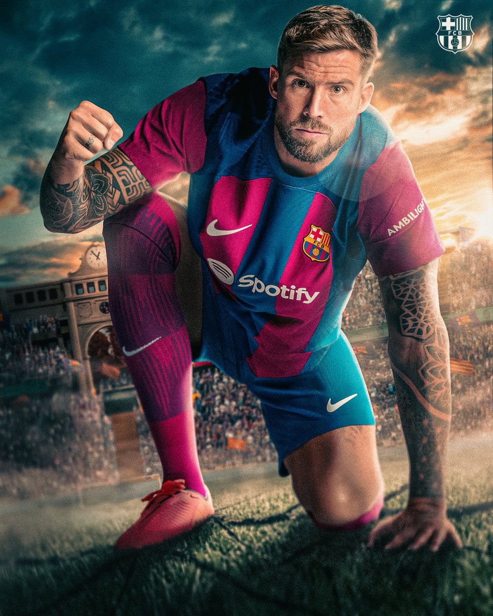 FCBarcelona's tweet photo. Watch out, our big guy is here 😈 https://t.co/Aqcg9iX8kv