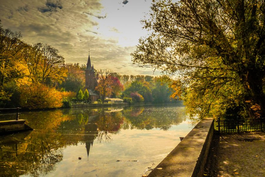 Bruges in Autumn by Jose Vazquez