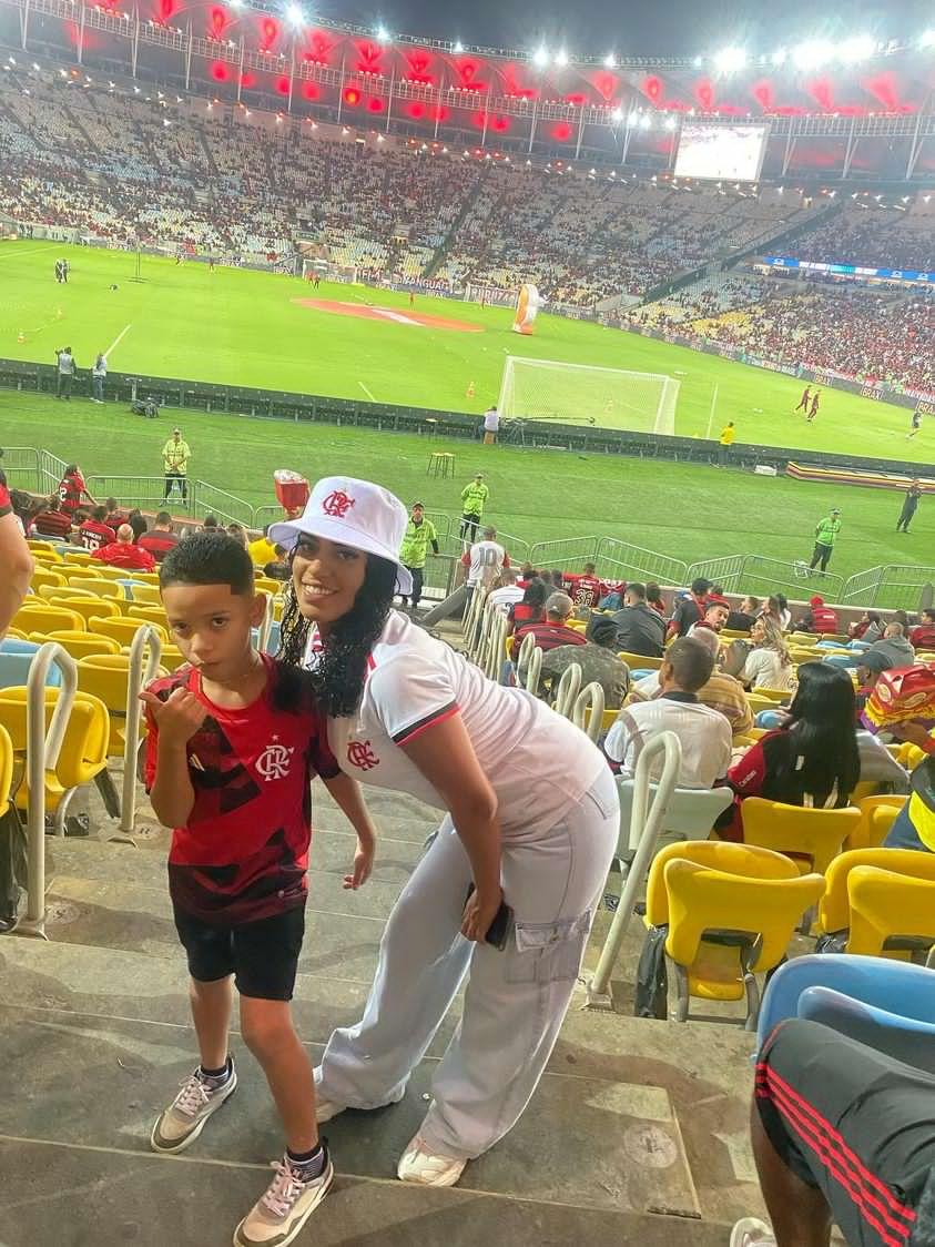 silvamaay_2's tweet photo. 🖤♥️🔴⚫ https://t.co/e8FZV43lmf