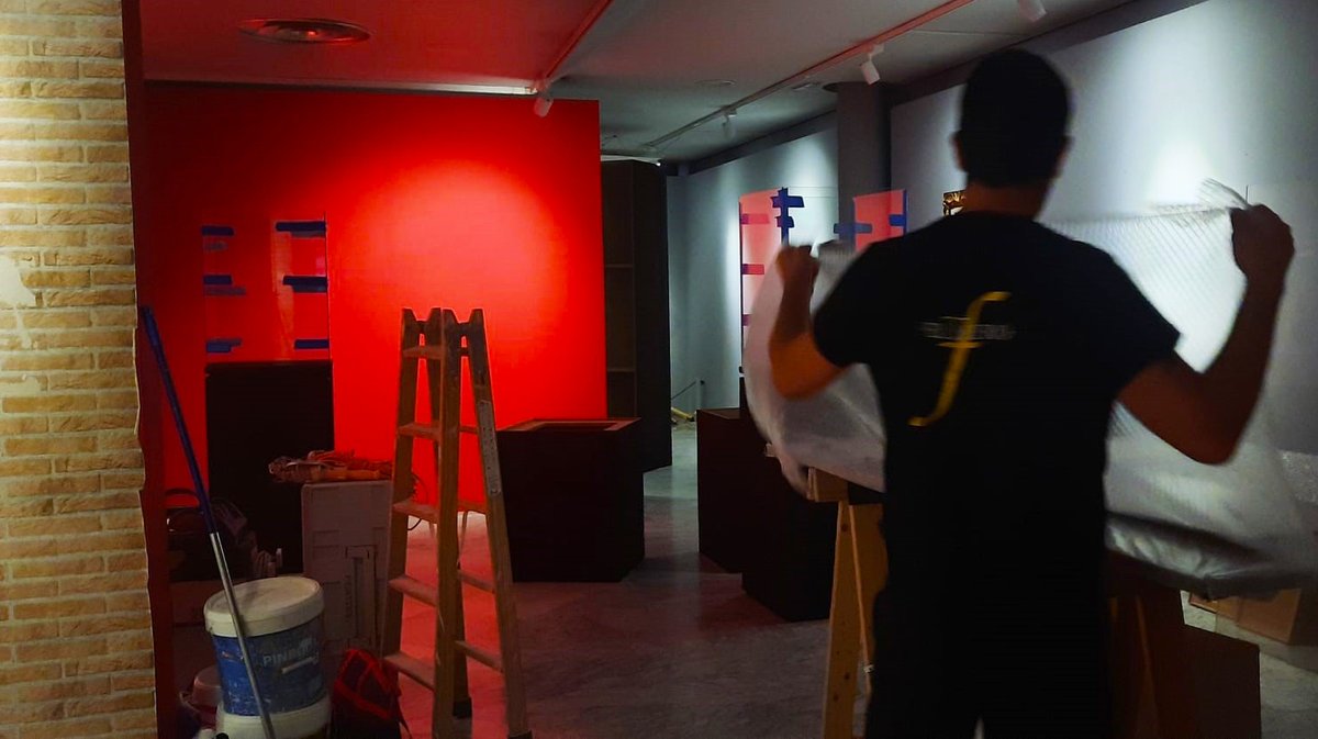 museocasalis's tweet photo. "Se despidieron y en el #adiós ya estaba la bienvenida." (Benedetti) Así nos despedimos👋de nuestras #flappers 👯‍♀️ hoy en el #museo mientras desmontamos la #exposición #LasHijasDelJazz

Pronto os descubriremos la próxima muestra mientras coloreamos un verano mágico🌈🌞en #casa🏠⚜️ https://t.co/qb4971aCK3