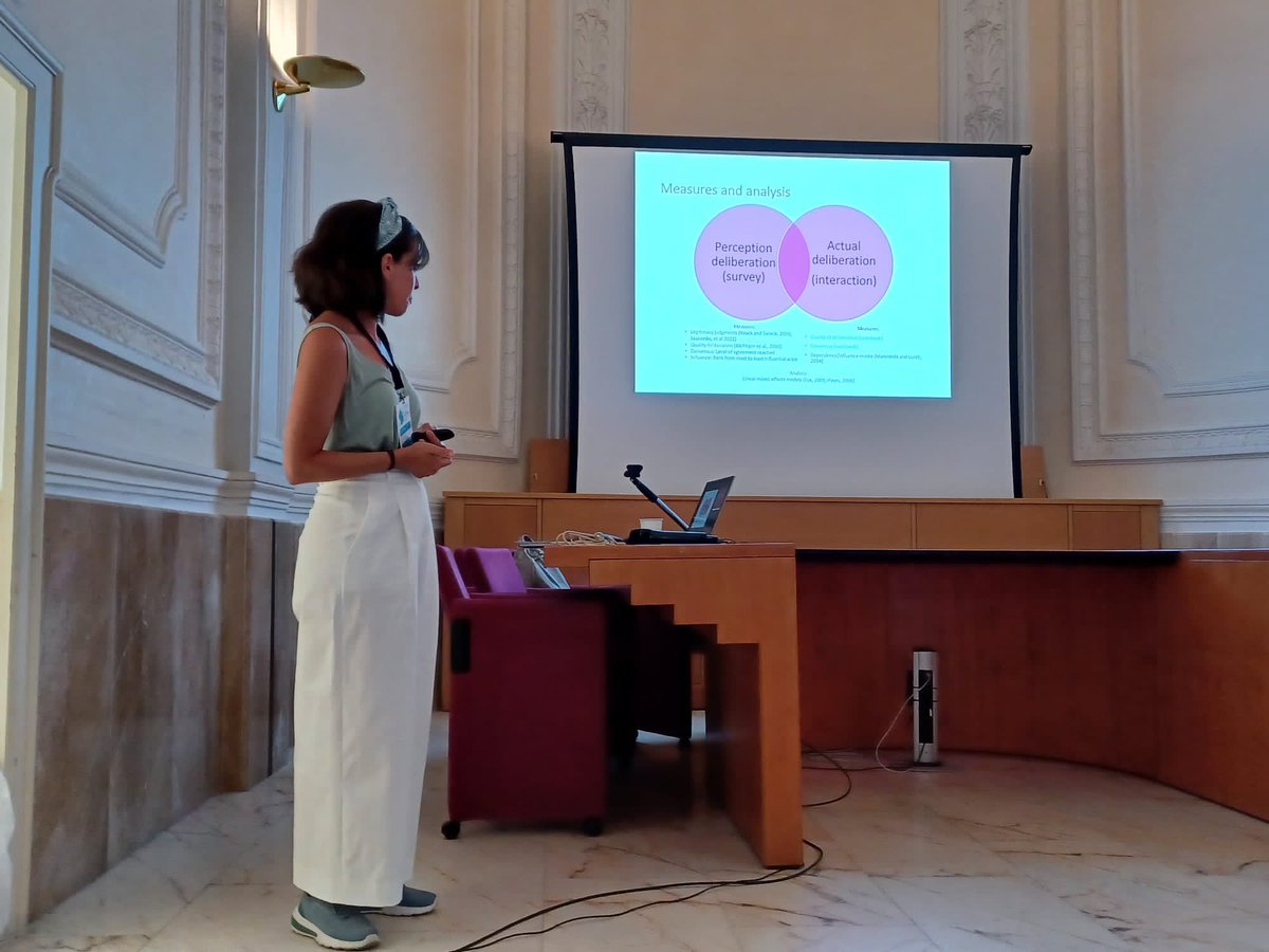 Laura Illia tweet media