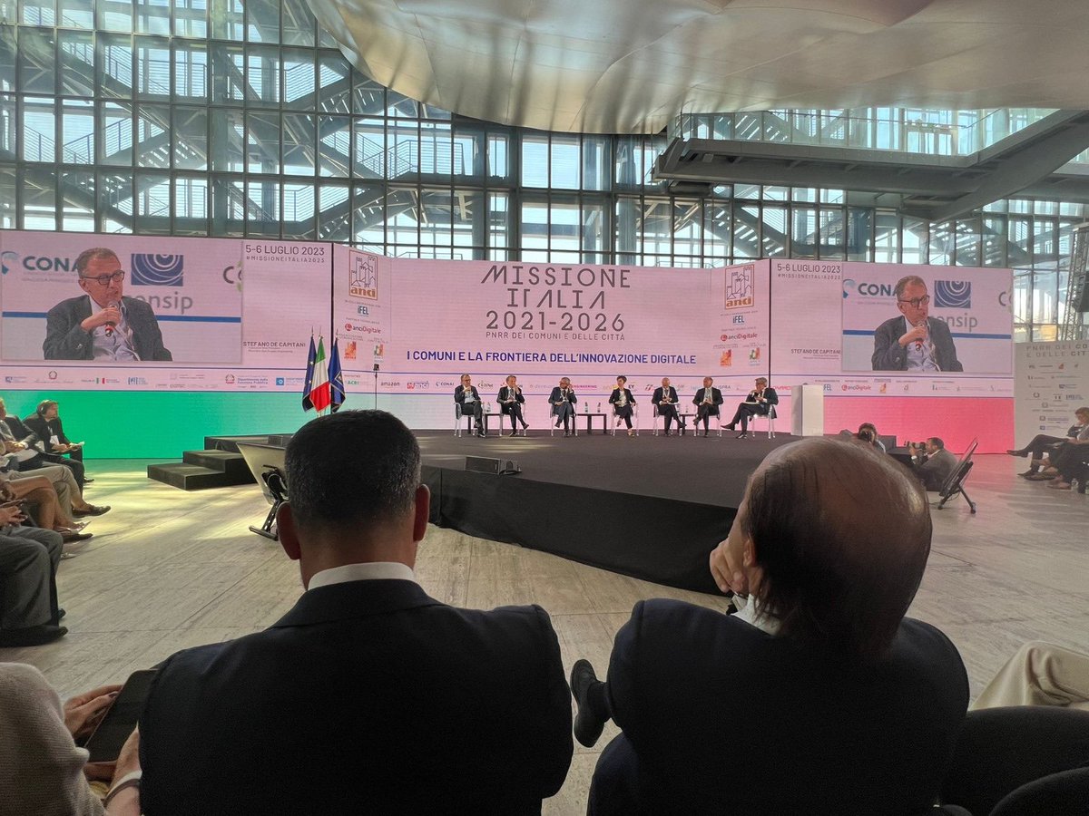 stefanodc's tweet image. Ieri a Missione Italia di @comuni_anci per parlare di #trasformazionedigitale e dell&apos;intesa pubblico-privato per tradurre il #PNRR in opere e servizi per i cittadini. La cultura dell&apos;#innovazione porta i Comuni a una maggiore vivibilità e sostenibilità.
👉🏻 youtube.com/watch?v=IAJ4dq…