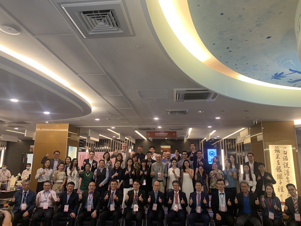 MaftGun's tweet photo. The annual IERBS Forum
Dr. Lin delivered speeches, sharing the application of MAFT in breast cancer reconstructive surgery.

Moreover, he demonstrated clinical usage of MAFT-GUN, providing other doctors with clear insights！ https://t.co/dF5GDa1ibX