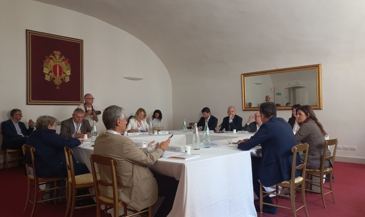 🔴 Al via il 1° I-Group su “#Tecnologie e vettori per la #decarbonizzazione” moderato dalla Direttrice responsabile <a href="/QuotidianoEnerg/">Quotidiano Energia</a> <a href="/RominaMaurizi/">romina maurizi</a>.

#InnovazioneEnergetica