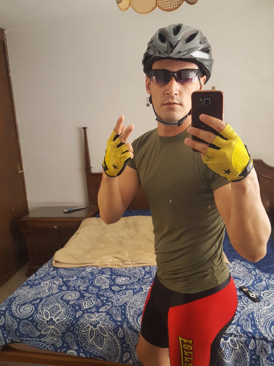 mnzgio's tweet photo. 🚴‍♂️💨 https://t.co/qirzKfVL6G