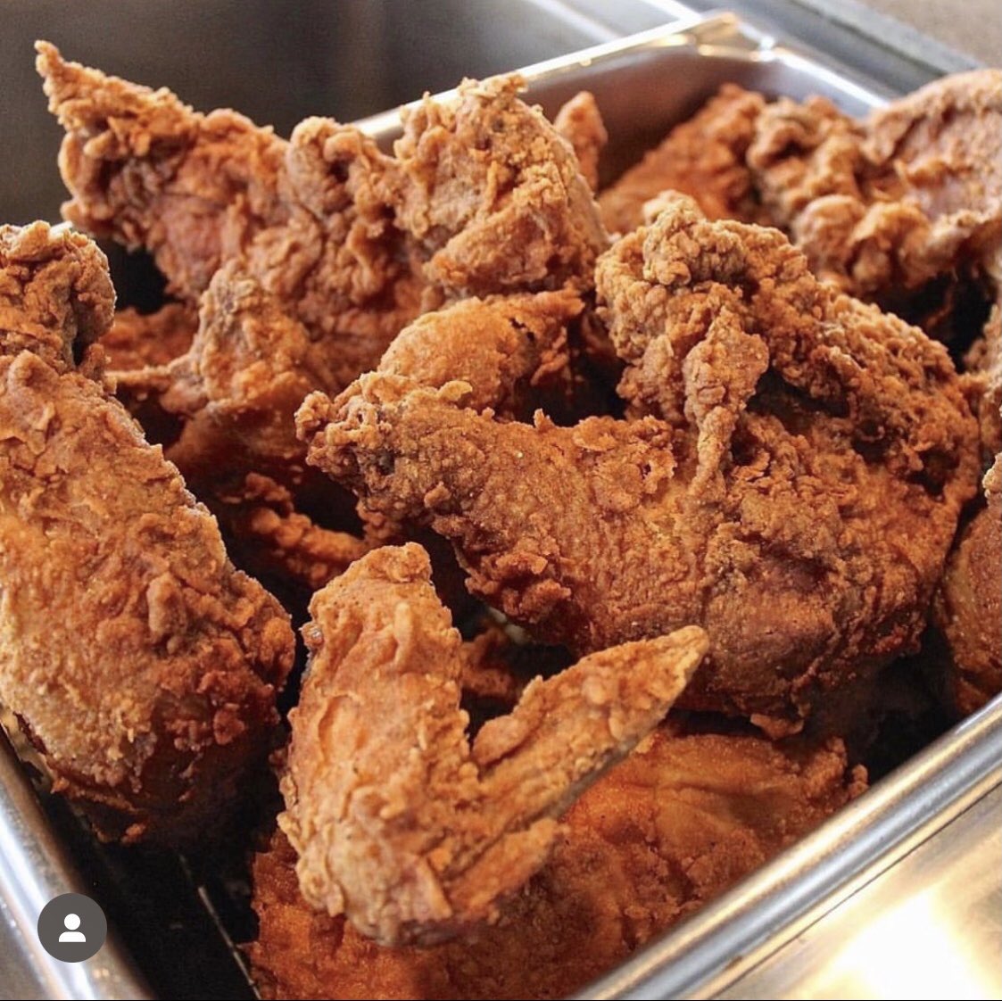 It’s always National Fried Chicken Day at Bishop’s!! 🥰