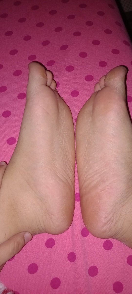 GirrlPrivacy's tweet photo. Cadê os amantes de solinhas??
#PEITOAWARDS
#PEITOSAWARDS #XOTAAWARDS
#XOTASAWARDS
#RABASAWARDS
#RABAAWADRS
#PINTOSAWARDS
#PINTOSAWARD
#TROCONUDE #compropack
#vendopack #vendonudes #vendoconteudo 
#nsfwtwt
#BDSM https://t.co/NEDqGZec5P