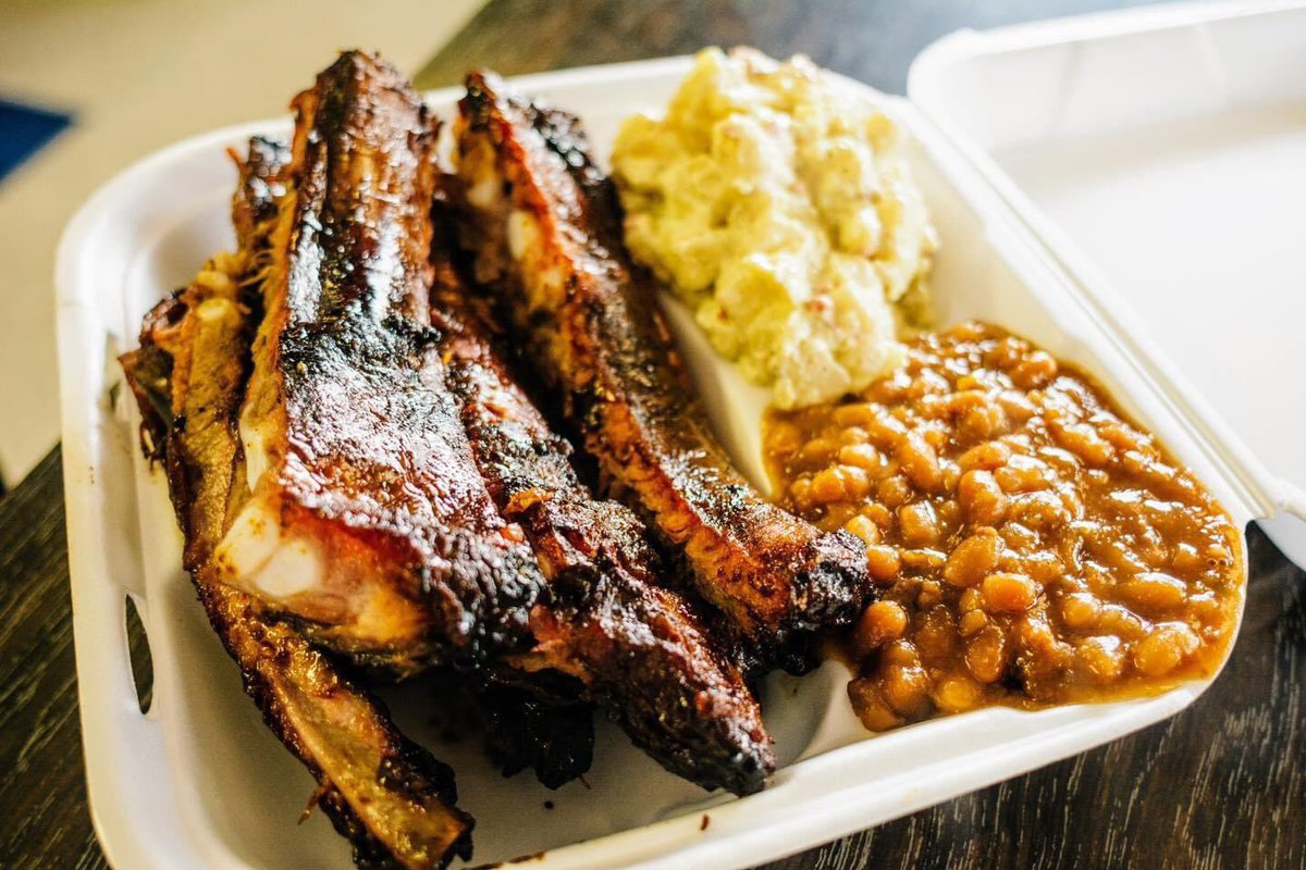 VisitDecaturAL's tweet image. Scruggs BBQ, 1315 State Highway 20, Decatur. 
Their southern would food have their guests saying “I can’t even remember the last time I had ribs that made me have what I’m calling a ‘soul experience’”. 
#VisitDecatural #SweetHomeAlabama #AlabamaTravel #AlabamaEats #AlabamaBBQ