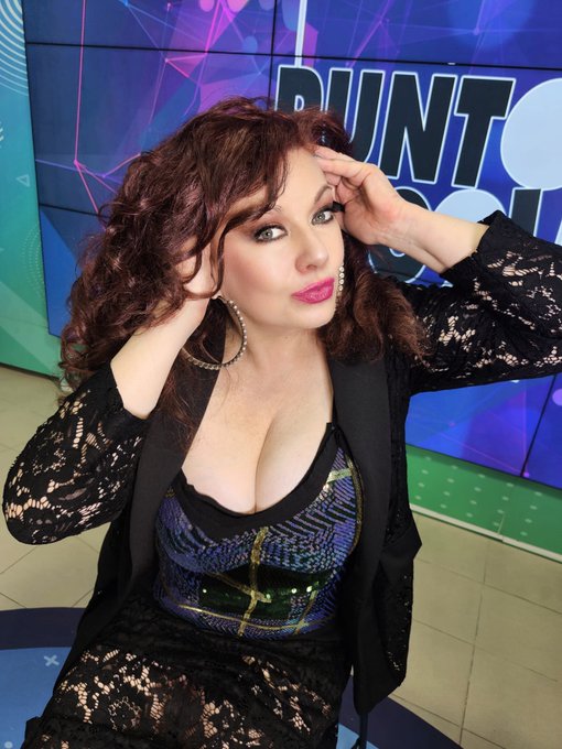 Cosa state facendo in questo momento?  Io vi sto pensando 😊  #beautiful #belle #beleza #bellagente #foryou<a href="/tag/model"class="tags"><span>#model</span></a><a href="/tag/follow"class="tags"><span>#follow</span></a><a href="/tag/beautiful"class="tags"><span>#beautiful</span></a><a href="/tag/actress"class="tags"><span>#actress</span></a><a href="/tag/followers"class="tags"><span>#followers</span></a>