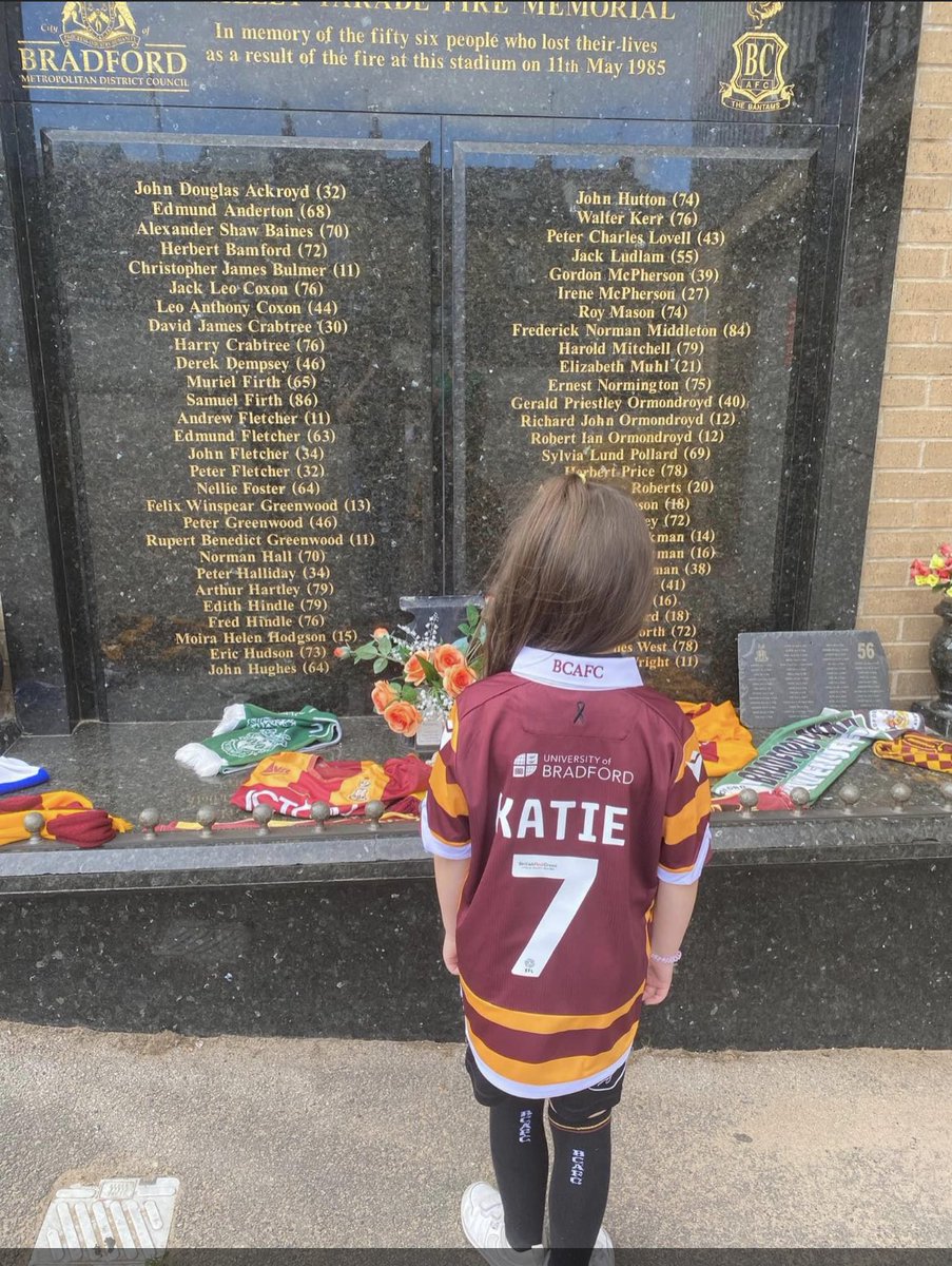 bradfordbrownie's tweet photo. got to love @bradfordkatieb at @officialbantams #KitLaunch we  have to go pay a visit to  #Remember56 #bcafc https://t.co/gSQDjVz4Ab