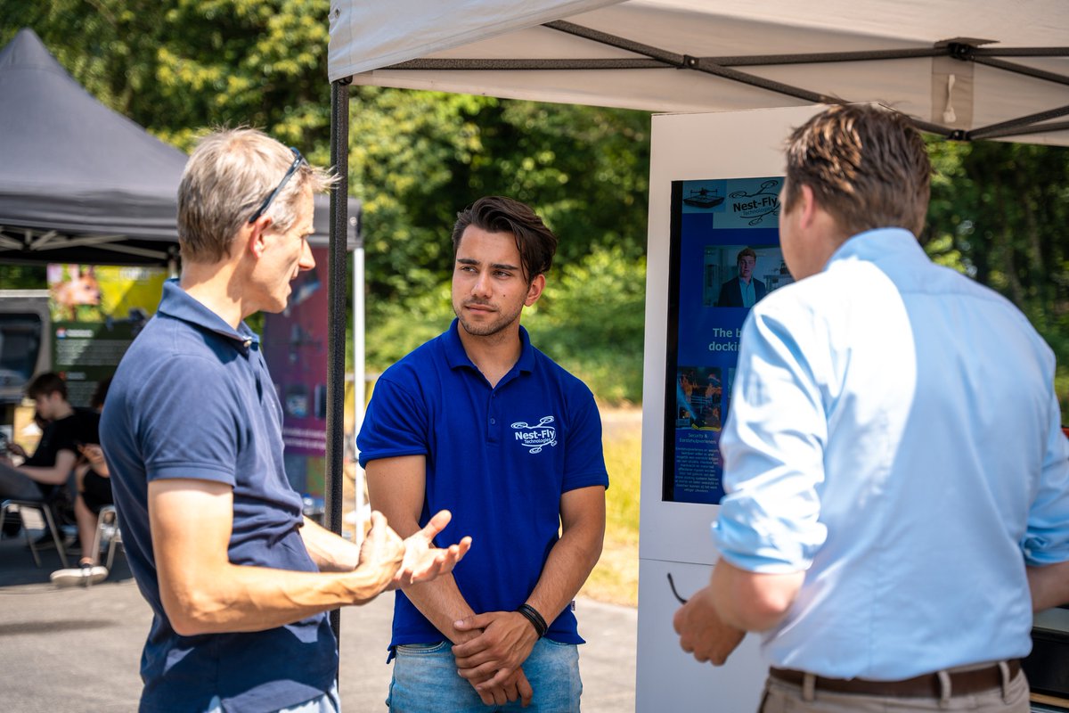 Space53official's tweet image. Terugblik op 𝗠𝗢𝗩𝗘 𝗘𝗔𝗦𝗧: hét duurzame mobiliteitsevent van Oost-Nederland! Op 16 en 17 juni stond @TechnologyBaseT vol met duurzame vervoersmiddelen van nu en van de toekomst. Hoe dat er uit zag, zie je in deze aftermovie: bit.ly/3NAexAi. Beelden: @Oostnlnl