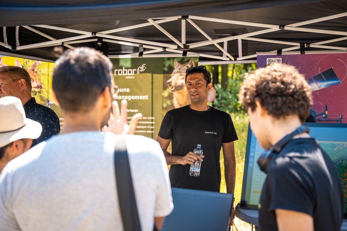 Space53official's tweet image. Terugblik op 𝗠𝗢𝗩𝗘 𝗘𝗔𝗦𝗧: hét duurzame mobiliteitsevent van Oost-Nederland! Op 16 en 17 juni stond @TechnologyBaseT vol met duurzame vervoersmiddelen van nu en van de toekomst. Hoe dat er uit zag, zie je in deze aftermovie: bit.ly/3NAexAi. Beelden: @Oostnlnl