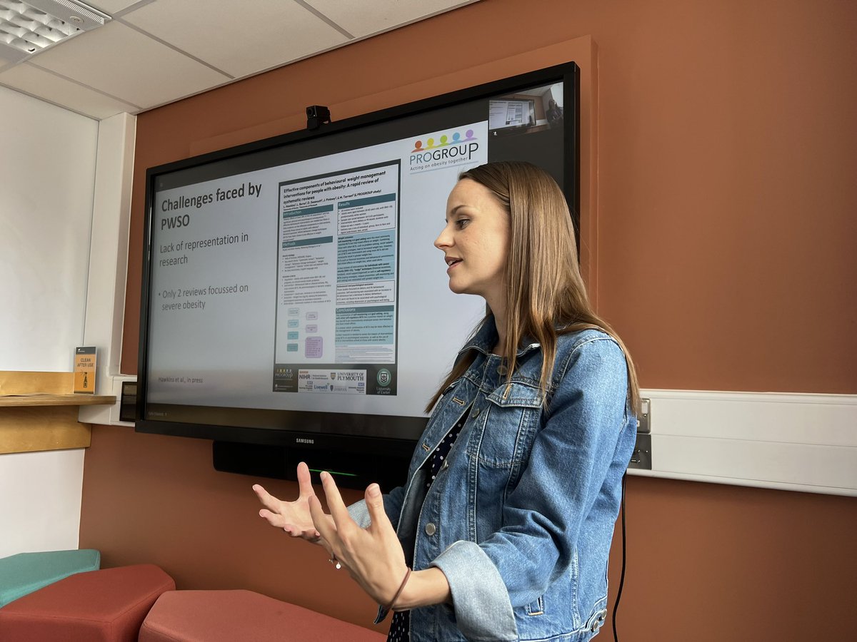 Great to welcome <a href="/lilyhawkins23/">Dr Lily Hawkins</a> back to <a href="/AstonPeach/">PEACh Research Aston</a> to give a seminar about the Progroup project <a href="/exeterpsych/">ExeterPsychology</a>! Thank you Lily 🤩