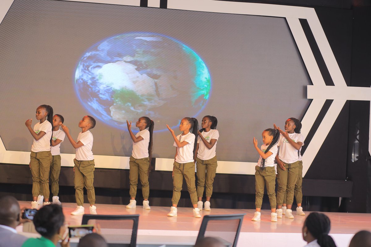 "Youth and children are at the centre of climate change issues and today they graced the #Womeninclimatechange conference with key messages on the continued bold steps they have to take to preserve the environment".
@EUinUg
#womeninclimateug
#youth