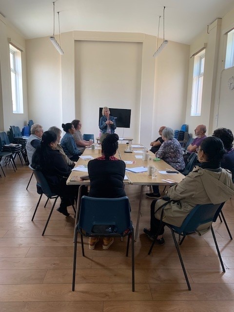 CADBrent's tweet photo. A great turnout for the first in a series of 3 carers courses with Lissy from @DemCarersCount.  We have been very lucky in Brent and have collaborated several times with DCC to ensure carers have the skills they need. #brent #dementia @CNWLNHS @BrentCouncil https://t.co/b8OTsjA41b