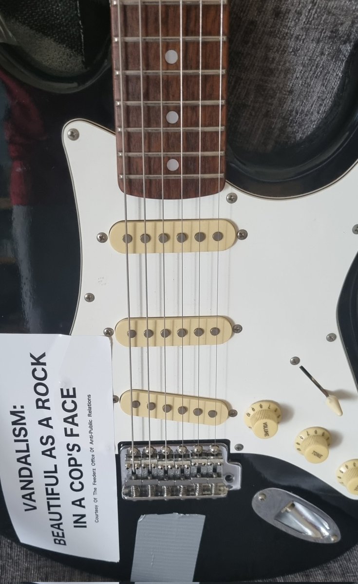 F4Mikey's tweet photo. @GingerWildheart I know your a nirvana fan I got on Facebook market place a lovely 1989 Korean simic squire strat for £130  im turning it into a jurt vandalism strat. https://t.co/6hlNk2TfDT