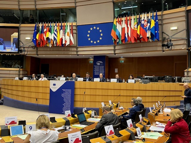 Annahme der Stellungnahme von Staatssekretär @markspeich zum Net Zero Industry Act durch @EU_CoR Plenum #CoRplenary: 'Investitionen in Net-Zero-Technologien sollen nicht an zu aufwendigen Genehmigungsverfahren scheitern. Das muss für alle beteiligten Wirtschaftszweige gelten.'