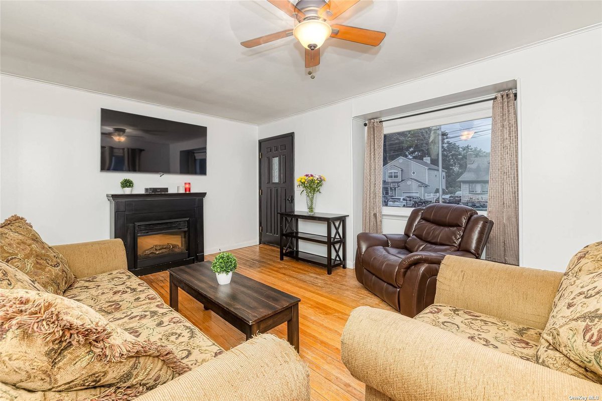 Rebecca Cohen tweet media