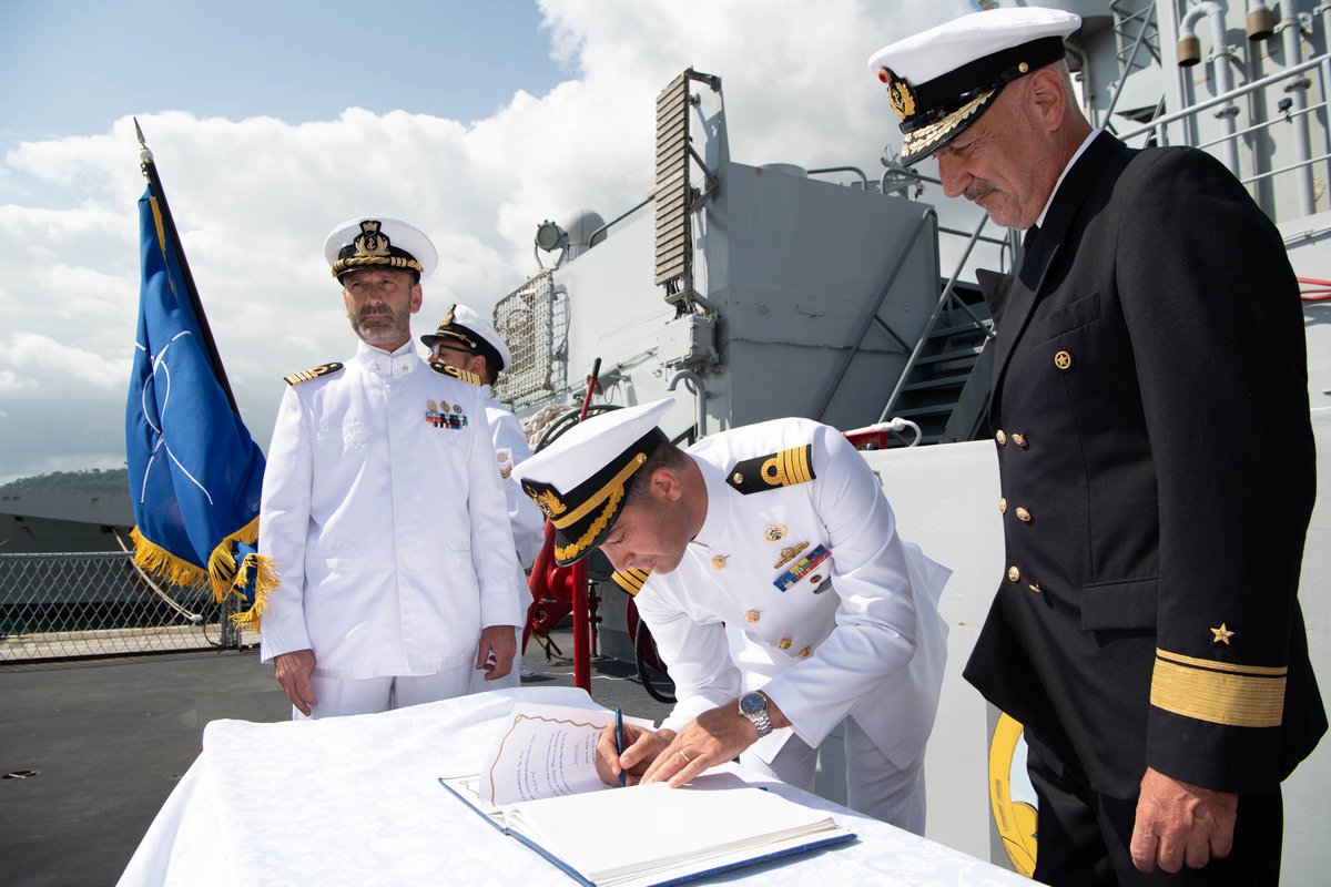 After 12 months under 🇹🇷 Command, 🇮🇹 took over as the new commander of #SNMCMG2. In the last year 9 Allied nations participated in the task group, taking part in 6 major NATO exercises, projecting allied readiness and resolve. #WeAreNATO 

Read more: mc.nato.int/media-centre/n…