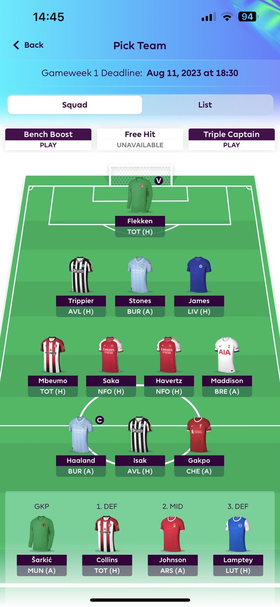 Christy🐝 tweet media