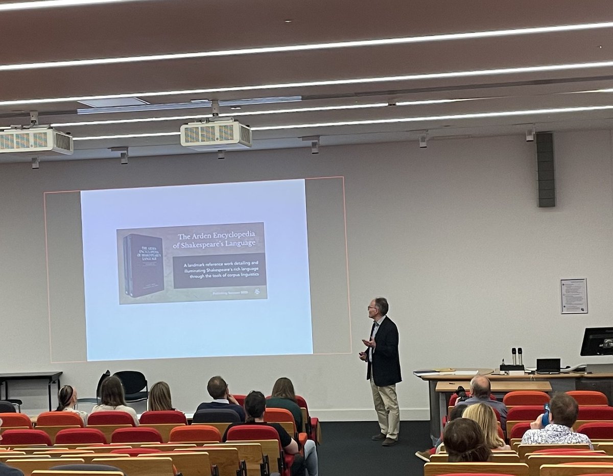 #CL23 closing with the book launch of The Arden Encyclopedia of Shapekspeare's Language <a href="/j_culpeper/">Jonathan Culpeper</a> 🥳🥳🥳