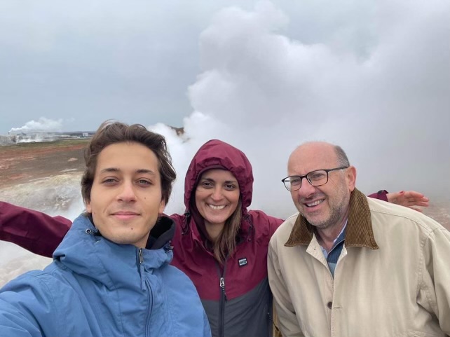 eupolsur's tweet photo. Our module's inaugural conference presentation at @CES_Europe last week, focusing on citizens' changing relationship with the EU in Southern Europe. 

Hard not to miss the amazing panels and breathtaking landscapes in Iceland. https://t.co/UfO4DUEJnN