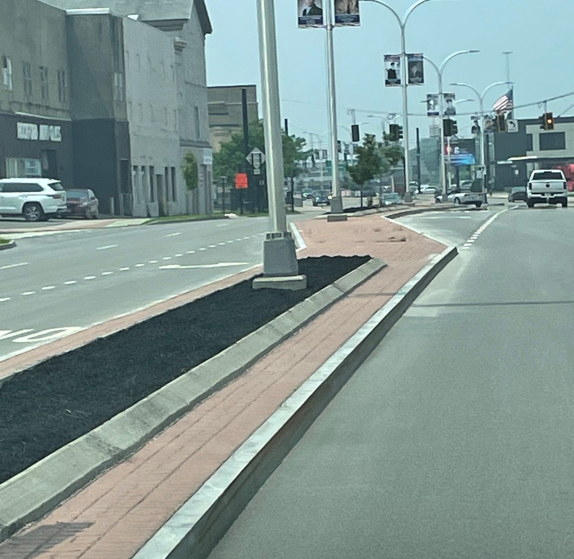 We are busy preparing for the @Boilermaker15K this weekend! NYSDOT crews are cleaning streets, clearing medians and helping Utica look great for the influx of people coming for the Boilermaker this weekend. More prep work to do, more photos to come.