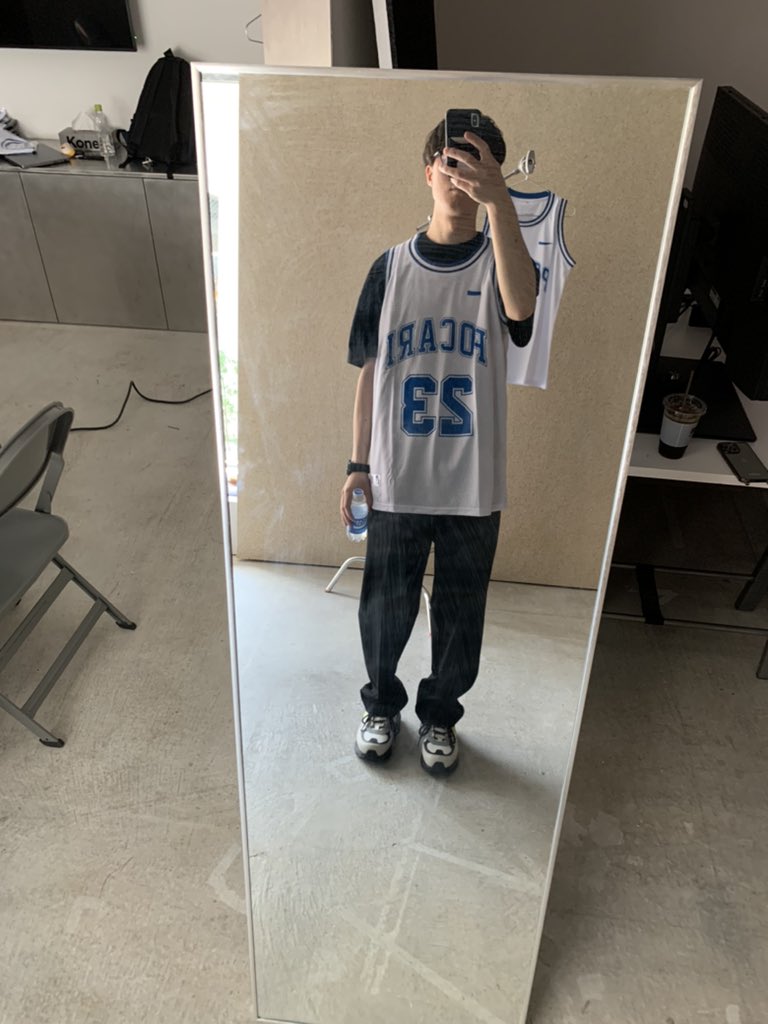 sgt_yh's tweet photo. 欲しいーものはー穏やかなー暮らしー朝に注ぐーやわらかなー日差しー好きーなーひーとーのー手のひらがーすぐーそこにあるーそんなーまーいにちー♪ https://t.co/4krjAhN4el