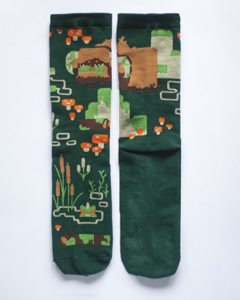 CeliaHousset's tweet photo. Mosshorn socks

Commission by @Hypixel Studios (subsidiary of @riotgames ) for their employee 2023 winter gift pack.
Pattern inspired by Hytale's universe and creatures.

#hypixelstudios #Hytale #mosshorn #socks #patterndesign #riot #riotgames #Merch #merchdesign #celiahousset https://t.co/bJWTuyiLhB
