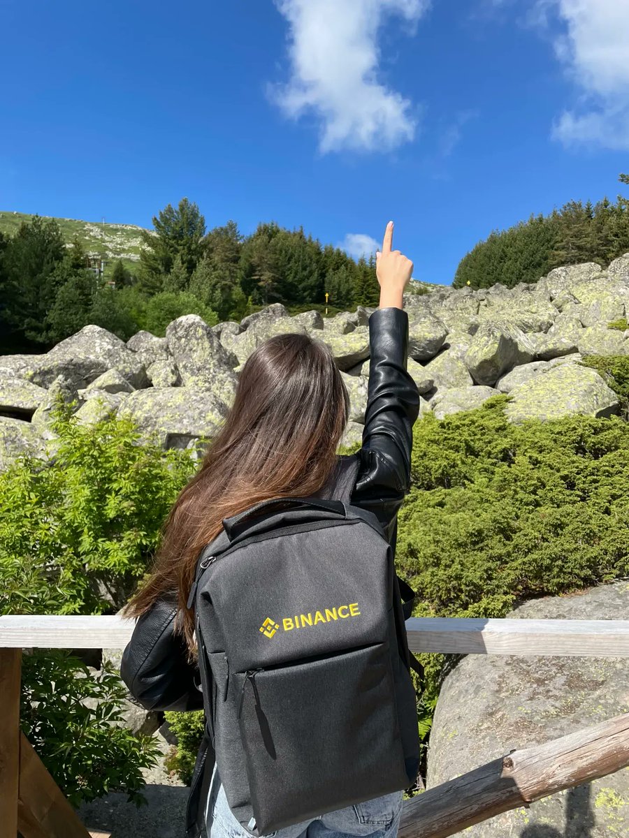 Binance France tweet media