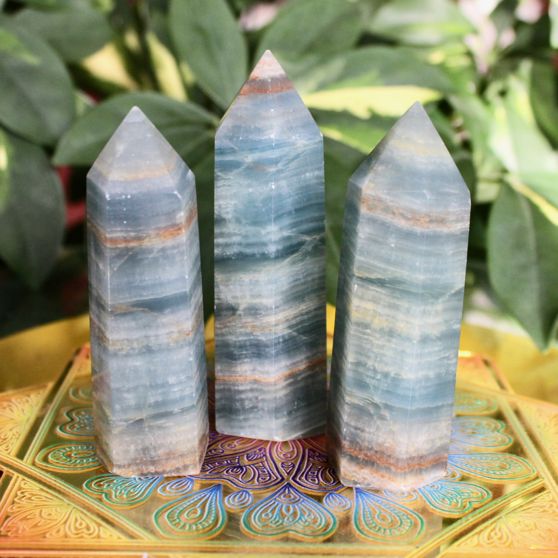 SoulFoodCrystal's tweet photo. Lemurian Aquatine Calcite for flowing energy - https://t.co/6KInjUpQQy https://t.co/Xk5vPittWo