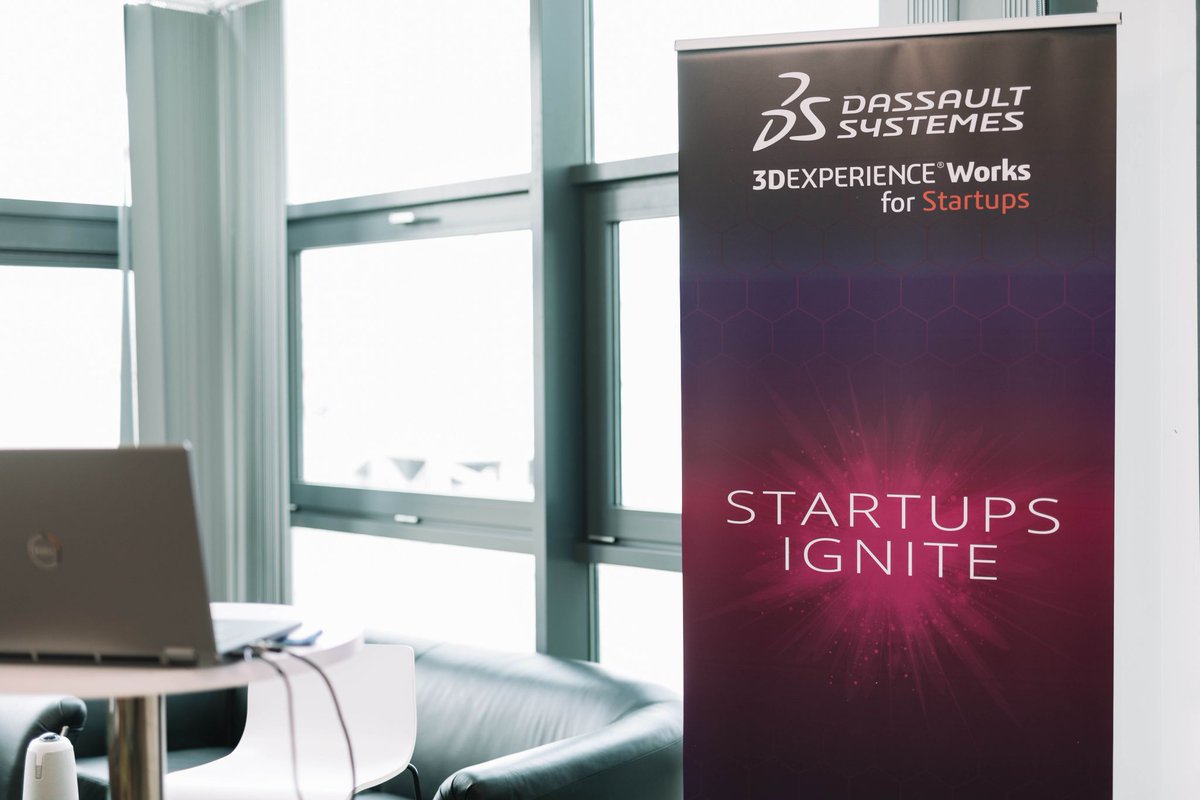 Thank you to @catalystni for hosting us for a Startups Ignite event to hear from @dassaultsystemes &amp; @solidworkscad👏Our CEO Peter also had the chance to share his experience with SOLIDWORKS and how it has helped us develop &amp; test our product!

(📸:Catalyst) #3Dprinting #startup