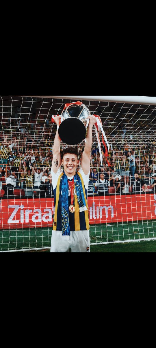 Yolun açık olsun <a href="/10ardaguler/">Arda Güler</a> 
Tüm iyi dileklerim seninle 10 numara!
Birgün yine yeniden <a href="/Fenerbahce/">Fenerbahçe SK</a>